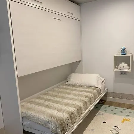 A 100metros De La Playa De San Lorenzo Gijon