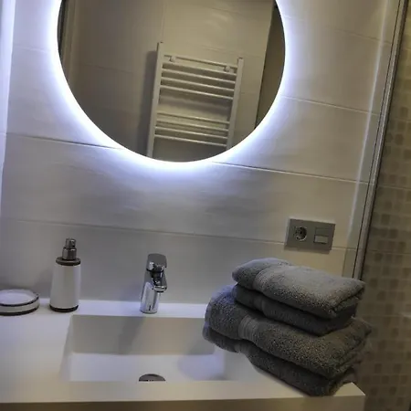 A 100metros De La Playa De San Lorenzo