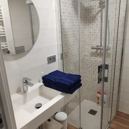 A 100metros De La Playa De San Lorenzo Apartment