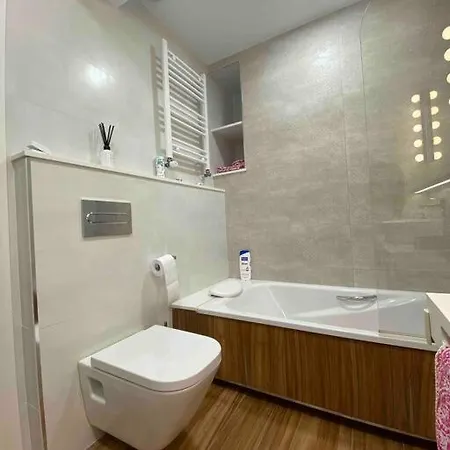 A 100metros De La Playa De San Lorenzo