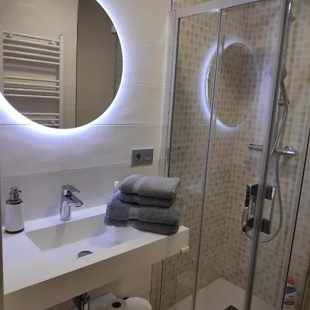 A 100metros De La Playa De San Lorenzo